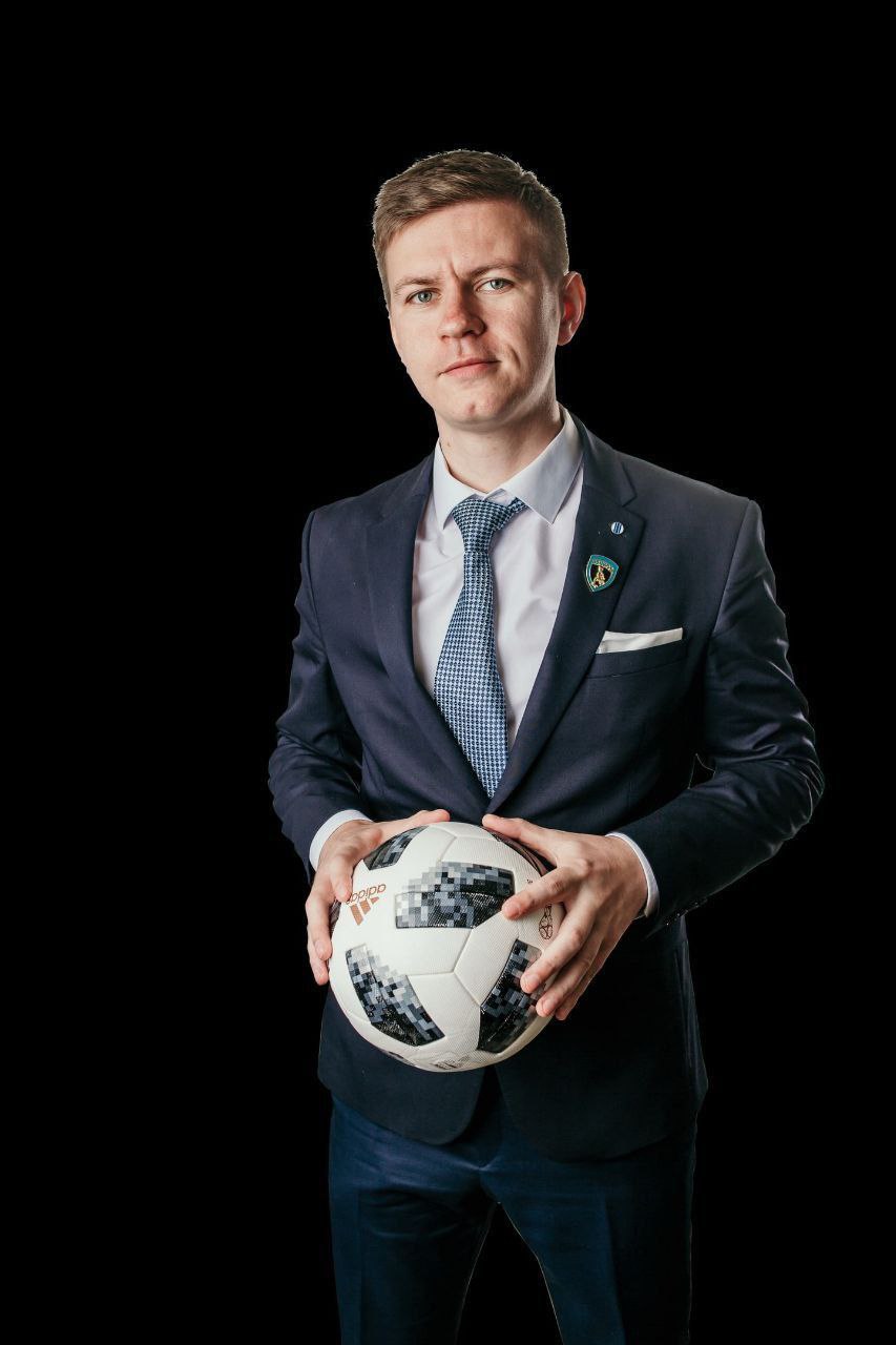 Андрей Коломеец